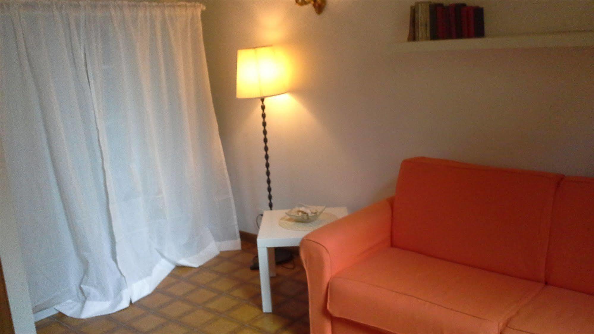 Ferienwohnung Liv'In Roma Campo Dei Fiori Exterior foto